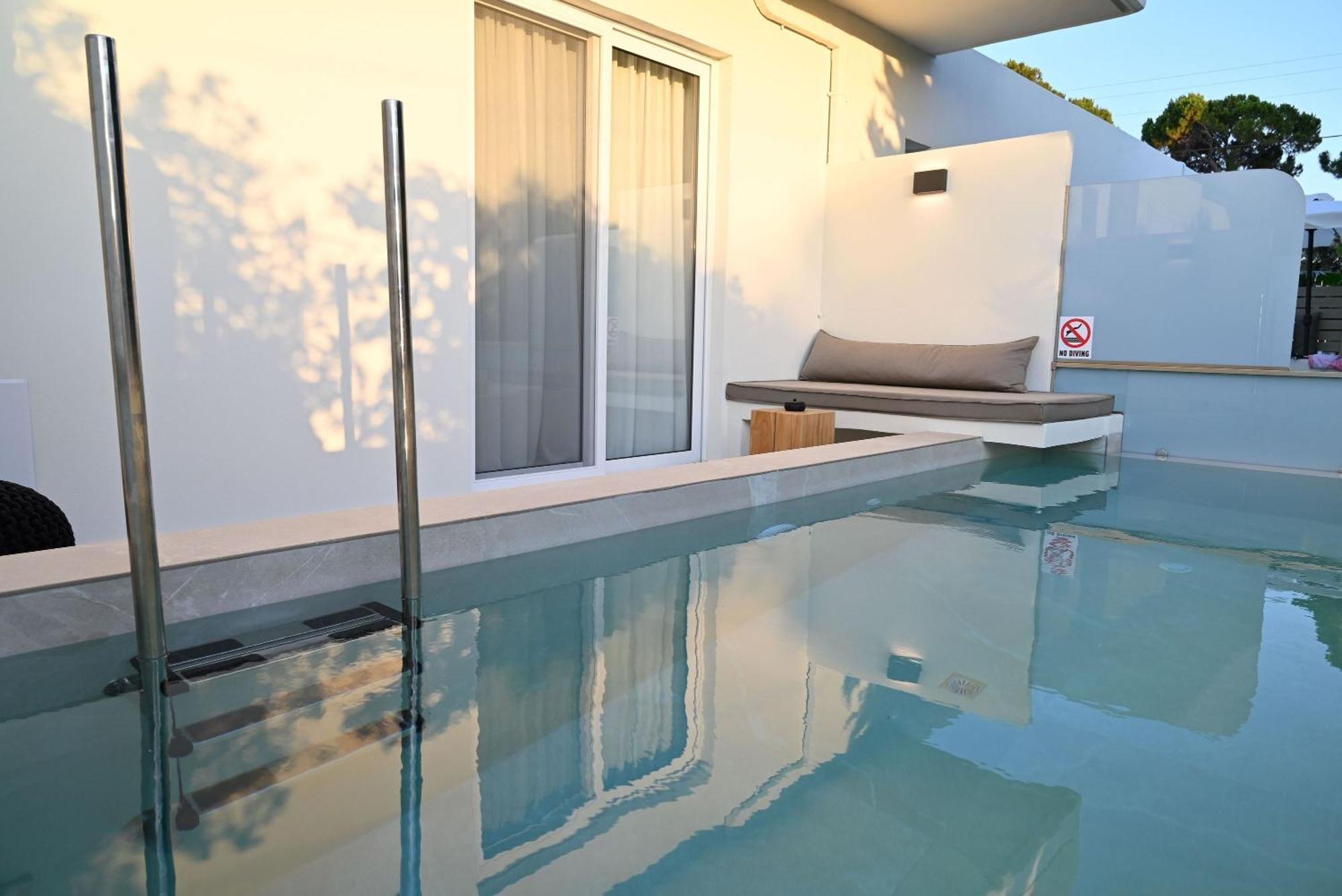 Rhotheon Suites In Jalisos Zewnętrze zdjęcie